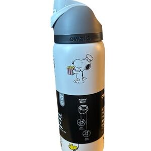 Owala Gray Snoopy Water Bottle